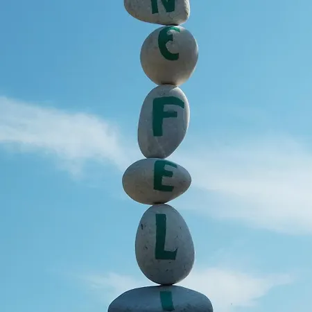 Nefeli Stoúpa