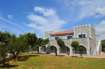 Nefeli