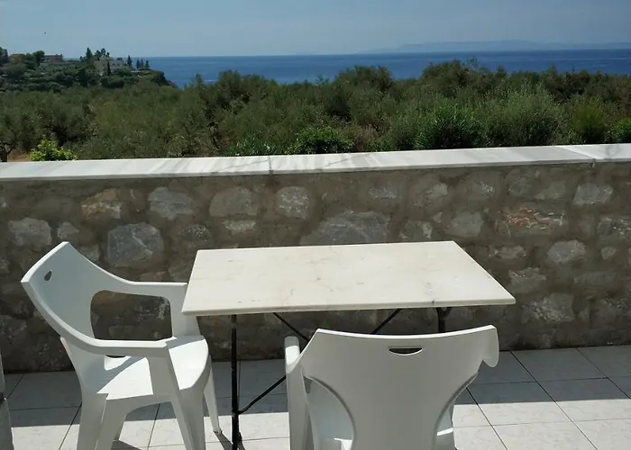 Nefeli Apartament Stoúpa